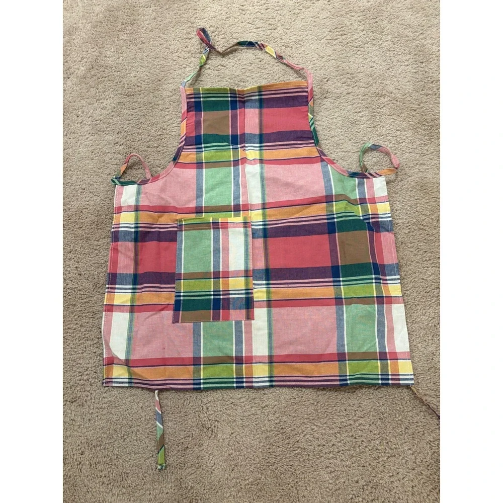 At Home With Waverly Fabrics Plaid Kitchen Apron with‎ Pocket Tie Waist